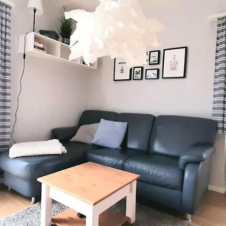 Boddenhus-Breege-Fewo-Schwalbe-Am-Breeger-Bodden-Auf-Ruegen Apartmán *